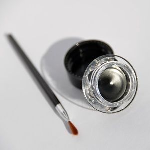 Amuse Matte Gel Eyeliner